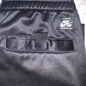 NIKE SB SWEATPANTS